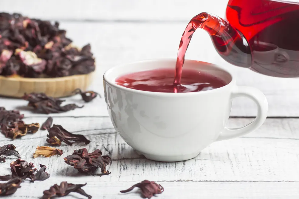 Chá de Hibisco: Refresque-se com esta Bebida Antioxidante